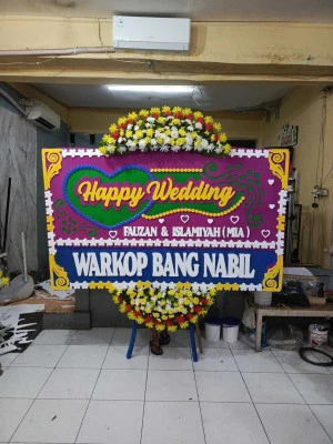 Papan Bunga di Alam Jaya